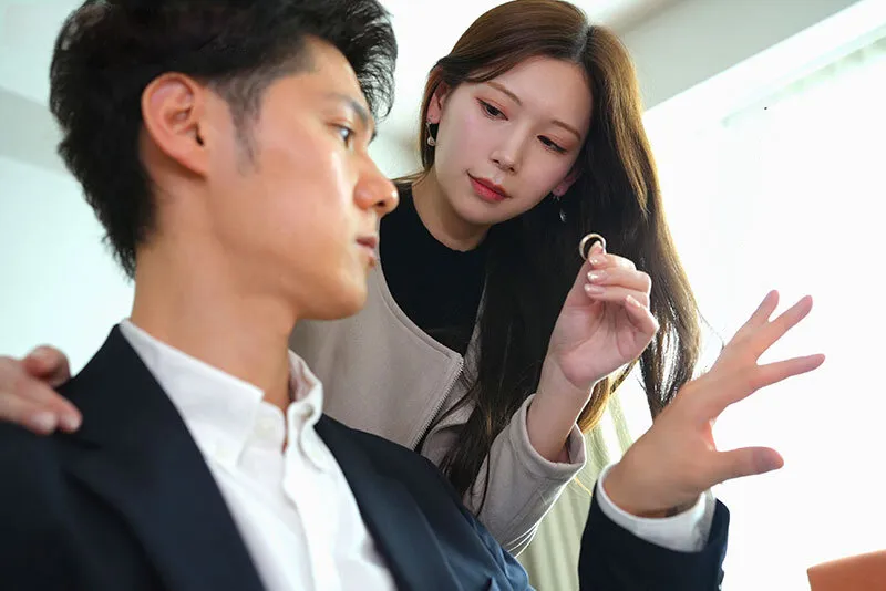Người vợ đi đi chơi, chồng yêu ở nhà bị nhỏ em bà xã gạ phang không trượt phát nào
